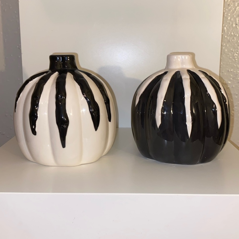 Halloween decor | 2pc ceramic pumpkin |